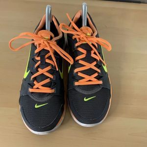 Nike Flex Supreme Womens Sz 7.5 Athletic Shoes